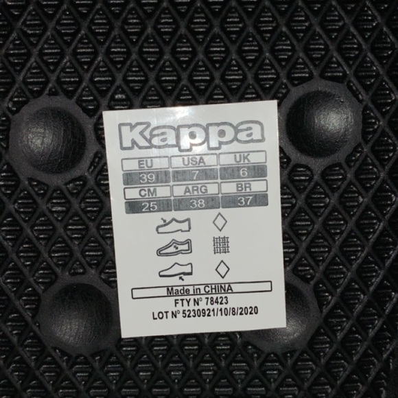 Brand new with tags kappa slides - Picture 2 of 2